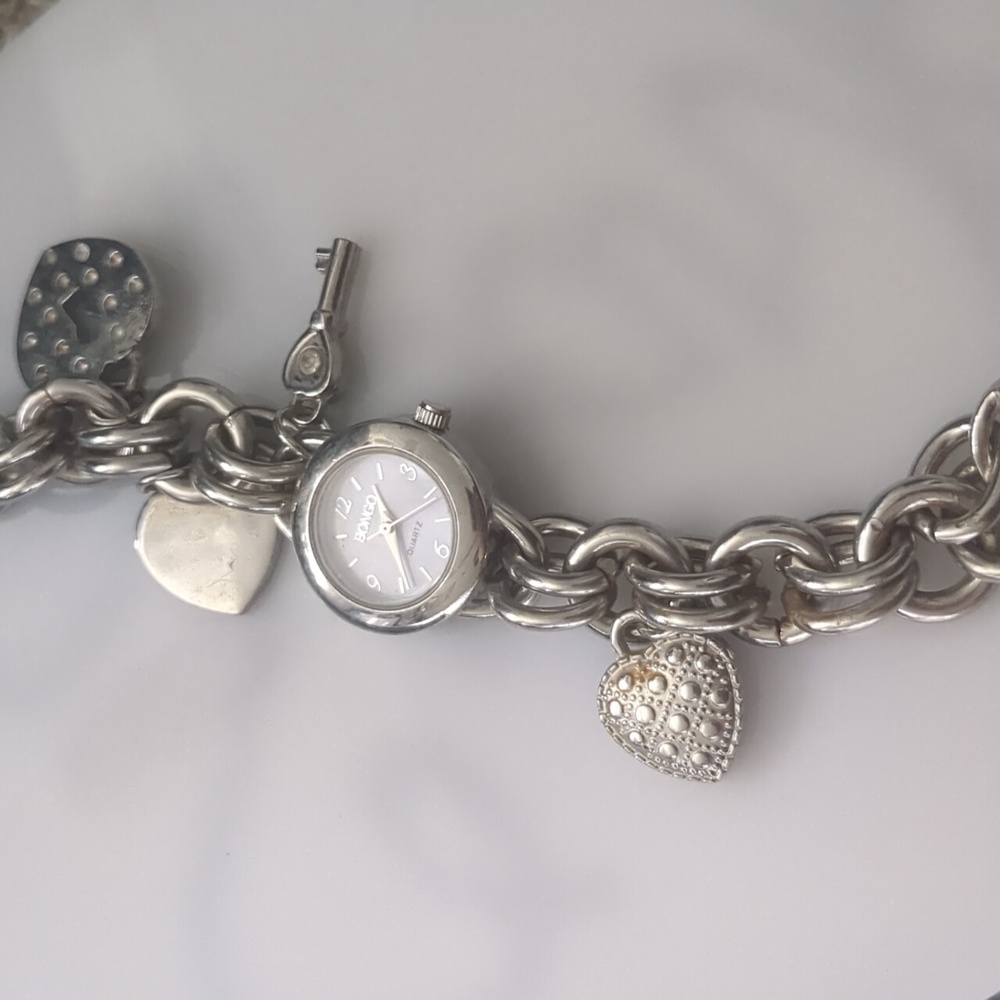 Bongo Charm Watch - Picture 4 of 5